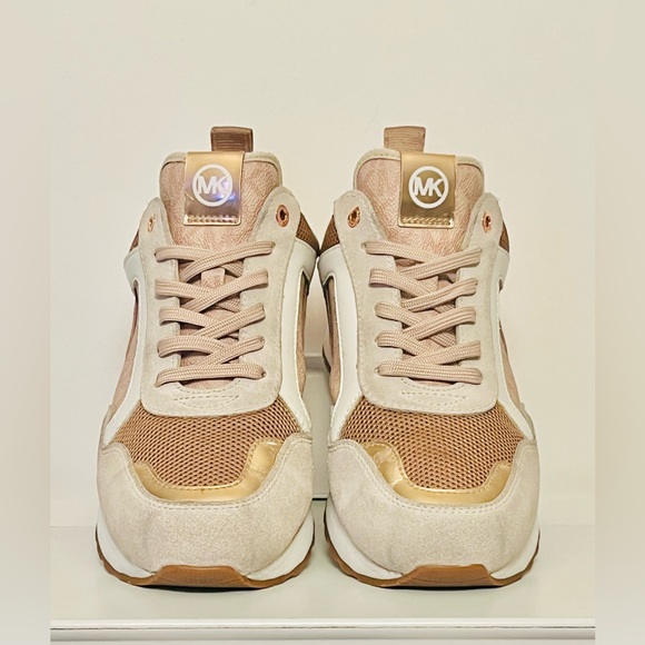 Michael Kors Wilma Trainers - Picture 3 of 6